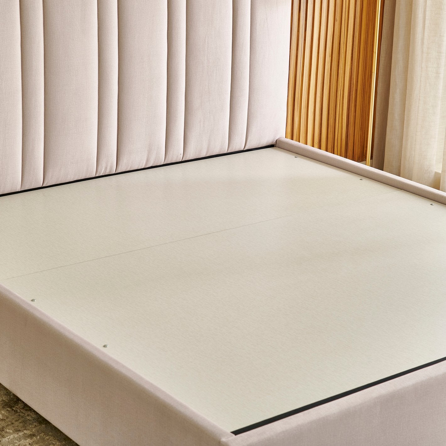 VERONA SOFT LUXE UPHOLSTERED BED