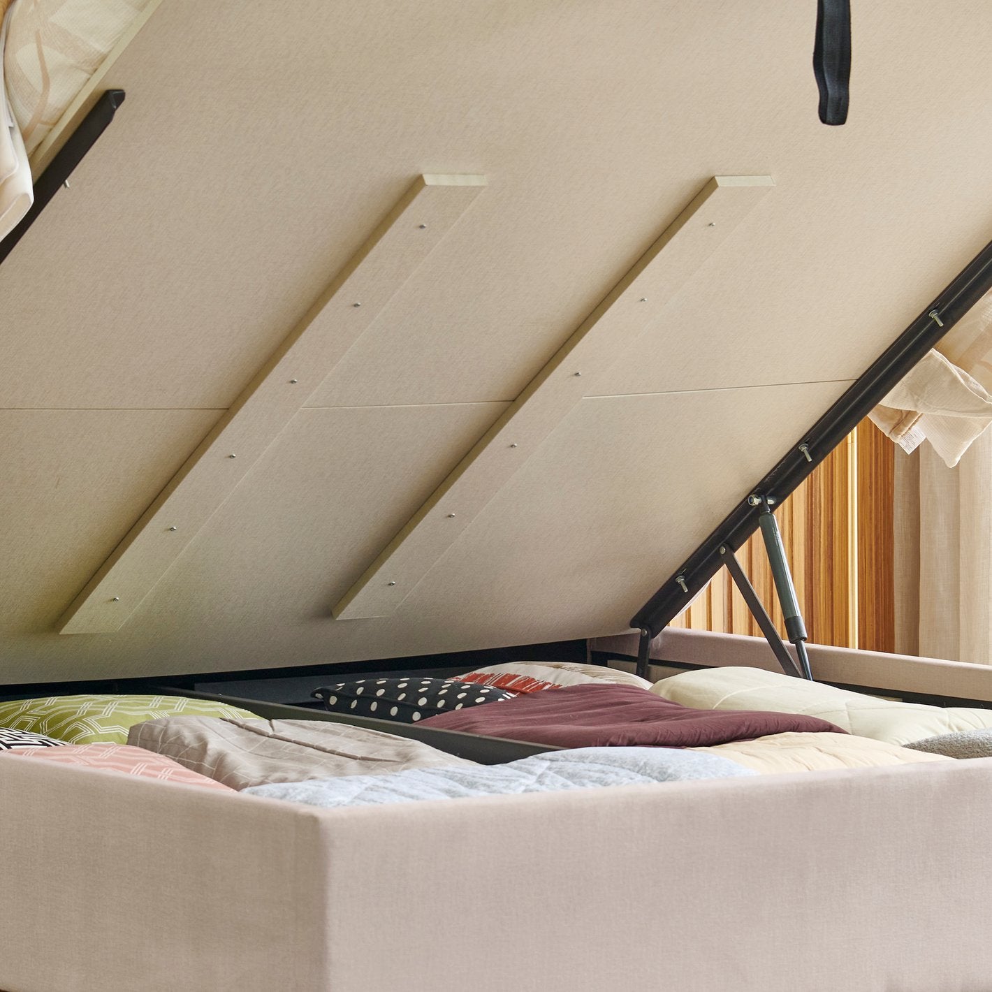 VERONA SOFT LUXE UPHOLSTERED BED