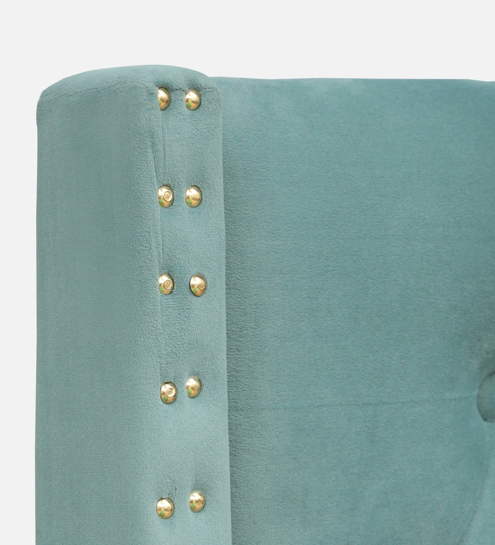 AURORA TUFTED UPHOISTERED BED WITH WINGED HEADBOARD