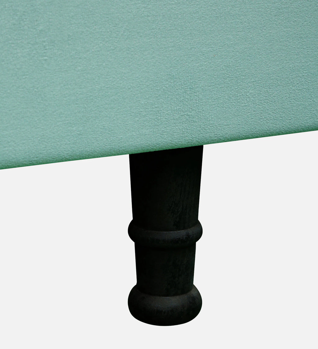 AURORA TUFTED UPHOISTERED BED WITH WINGED HEADBOARD