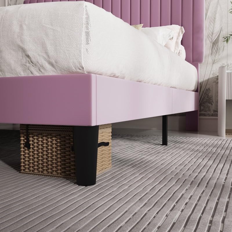 BLUSH LINE UPHOLSTERED BED