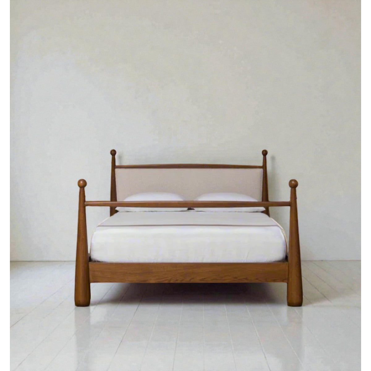 HERITAGE SPINDLE WOODEN BED