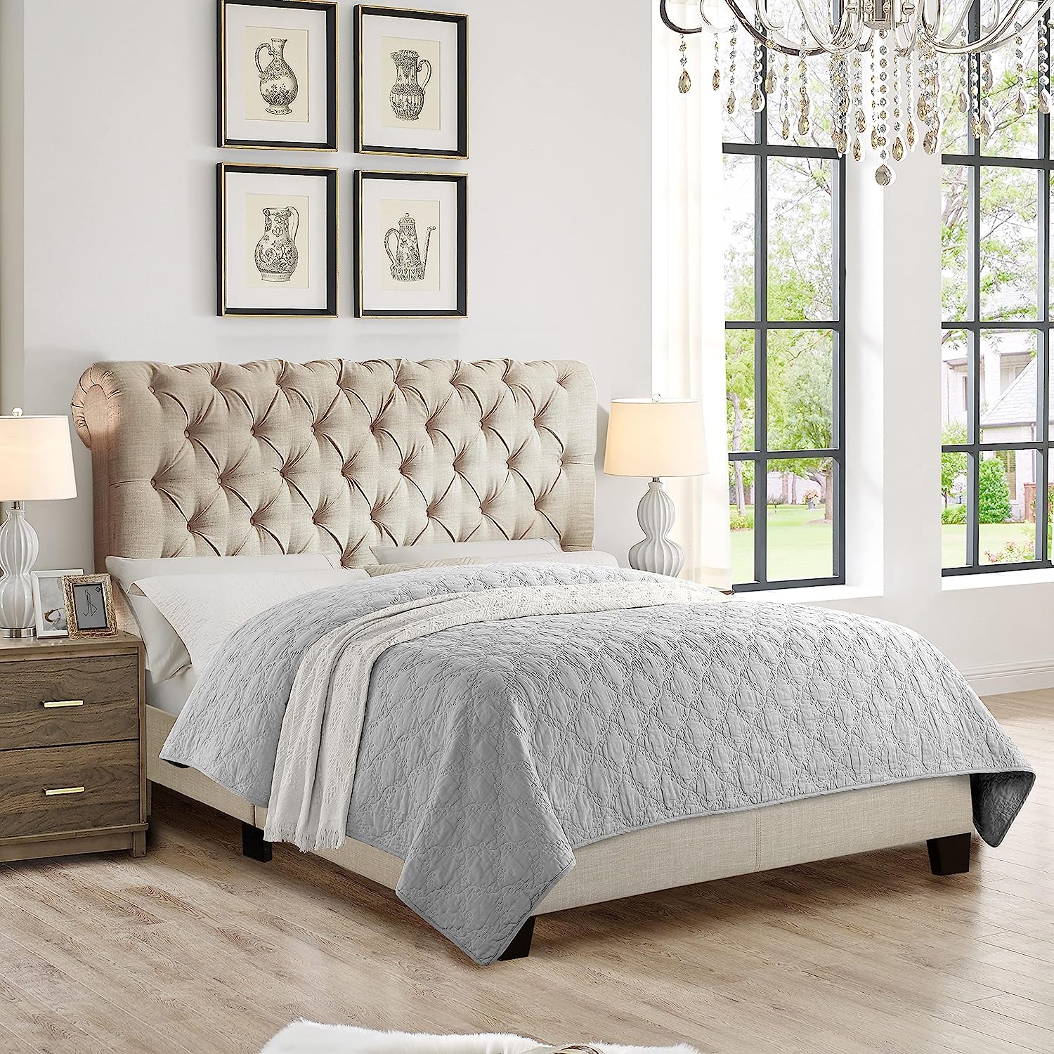 REGAL TUFT LUXUARY UPHOLSTERED BED