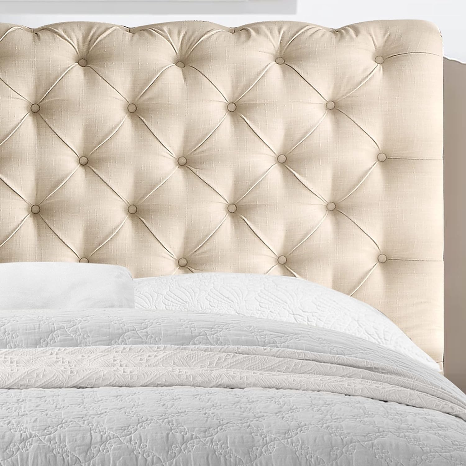 REGAL TUFT LUXUARY UPHOLSTERED BED